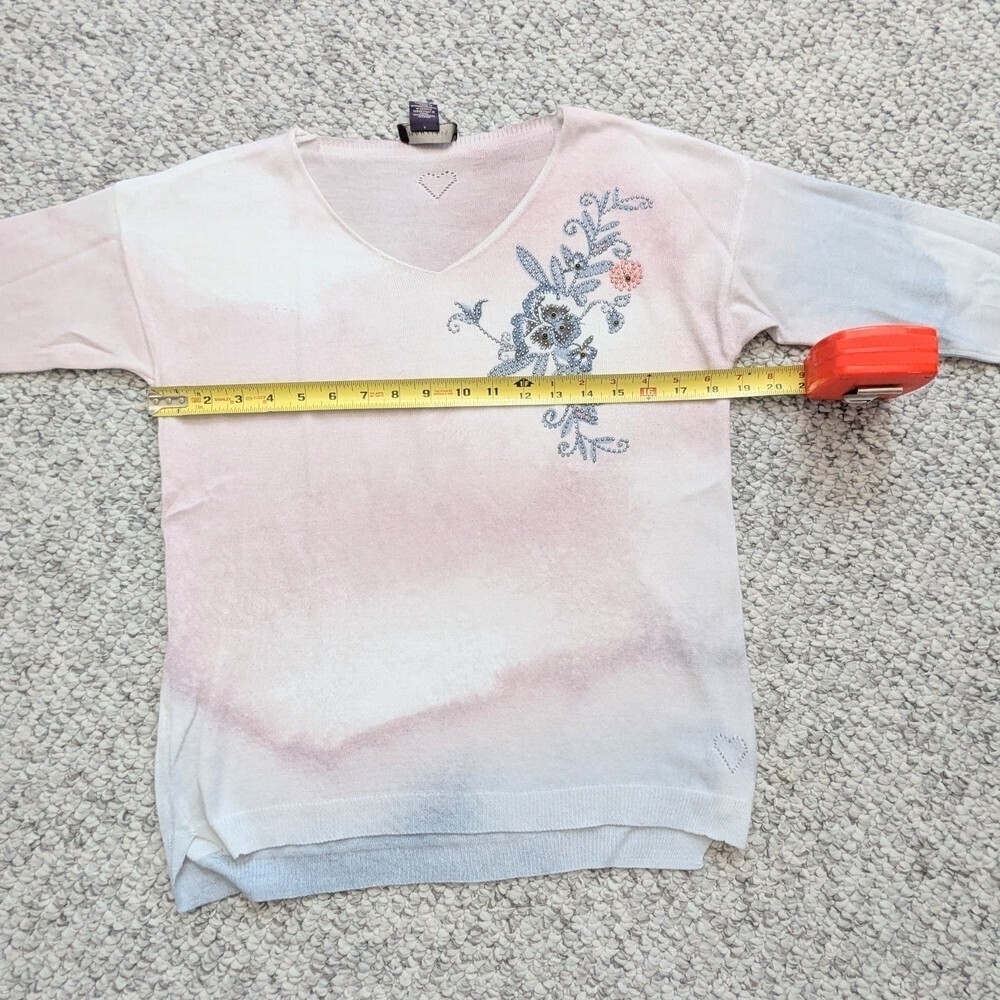 Amaryllis Womens (Size M) Pastel Tie-Dyed V-Neck Sweater w/ Floral Embroidery - Picture 4 of 13